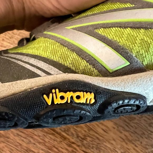 Neon Green New balance minimus vibram women’s size 8 - Picture 5 of 6